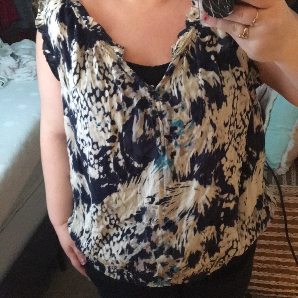 Dress shirt.